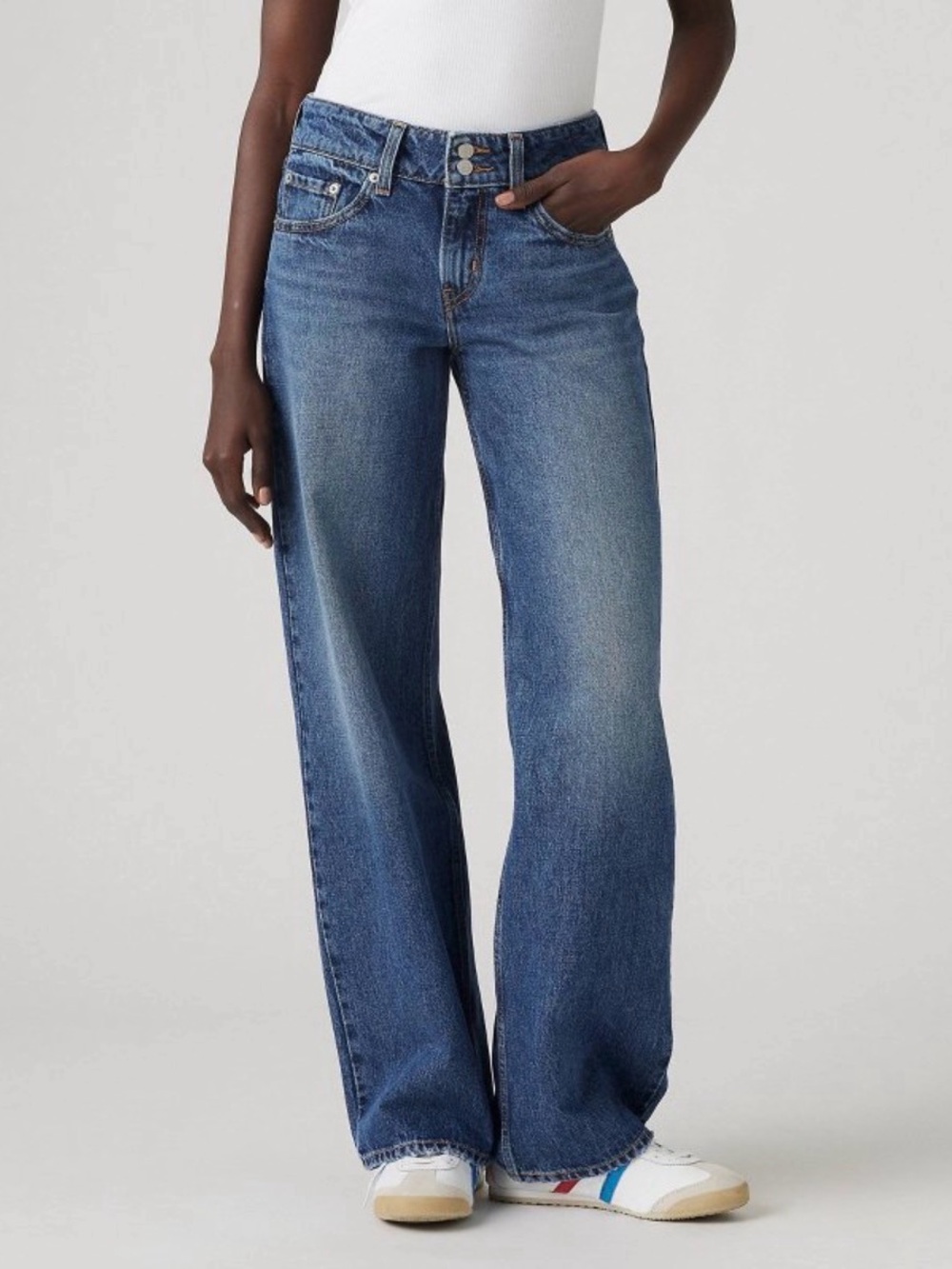 Levi’s Superlow Loose jeans sz 24 gently used